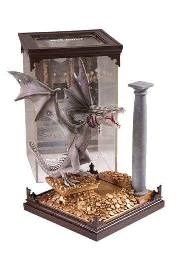 Harry Potter Statuette Magical Creatures Ukrainian Ironbelly 19 cm
